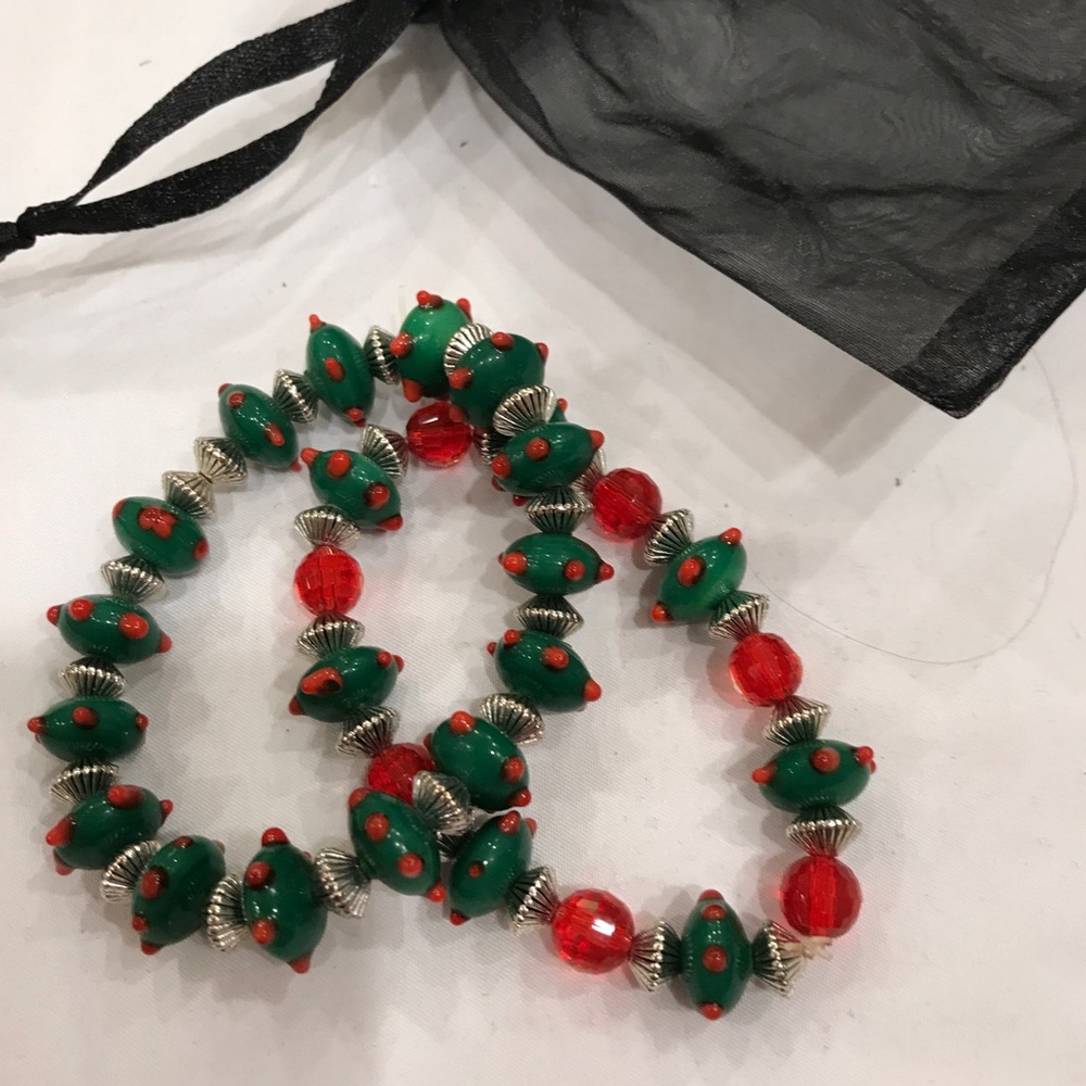 Adjustable Red and Green festive beaded bracelets
